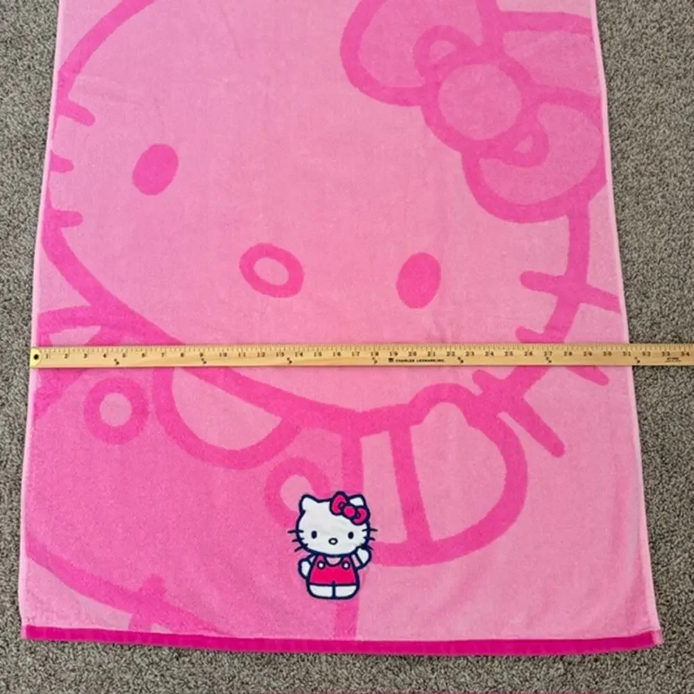 Sanrio HELLO KITTY Lot of 2 Bath Towels Embroidered Applique 100% Cotton